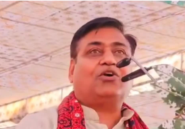 Rajasthan// डोटासरा ने bjp सरकार पर कंसा तंज बोले – ‘सरकार केवल दिखावा करती है