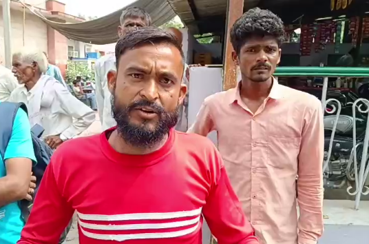 ALWAR (मृतक के भाई और पति)