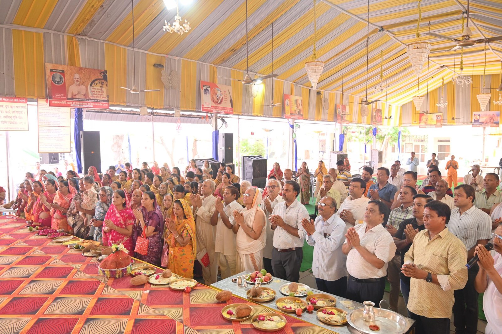 TONK// भव्य शोभा यात्रा: आचार्य श्री वर्धमान सागर जी के सानिध्य में निकली नूतन पार्श्वनाथ प्रतिमा