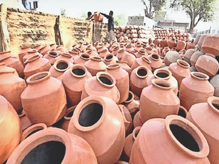 गर्मी में 'देशी फ्रिज' मटकों की मांग बढ़ीः कुम्हार बोले - लोग प्राकृतिक साधनों को दे रहे प्राथमिकता, अच्छी आय की उम्मीद