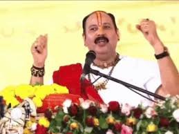 प्रदीप मिश्रा बोले-लव जिहाद के चक्कर में मत पड़ना बेटियों:चाऊमीन के लिए जिंदगी बर्बाद मत कर लेना, माता-पिता को कन्यादान का अवसर देना