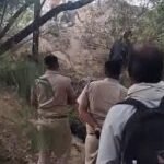 पोल से नीचे गिरा, एक पैर भी टूटा, फॉल्ट ठीक करते वक्त हादसा